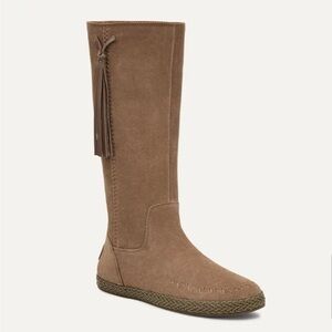 UGG Keelan Tall Suede Boots | 9.5 Barely Worn | Excellent Condition